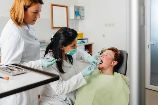 Best Emergency Dentist for Knocked-Out Tooth in Farmville, NC